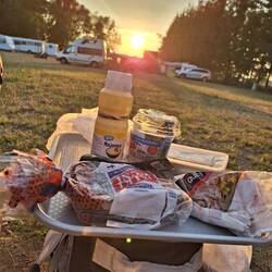 Erst mal was z'Nacht essen