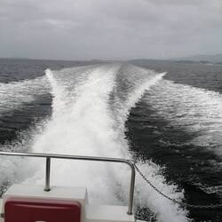 Boat certainly can moved Measured up to 30kph)