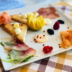 Carpaccio von diversen Fischen (Leider war das Toastbrot letzte Woche getostet)