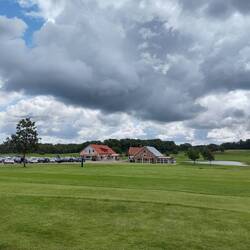 Der Golfplatz