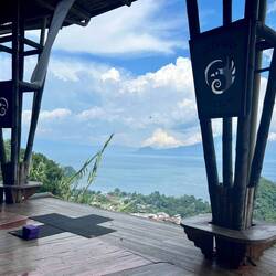 Mekka für Yoga Fans: Das Eagles Nest 🪺