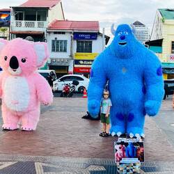 Evening entertainment in Kuching