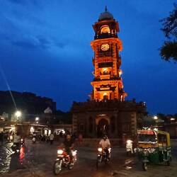 Abendstimmung rund um den Clock tower