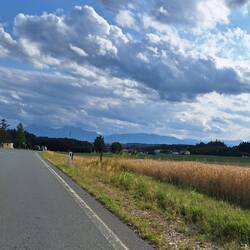 Juhui, Berg in Sicht