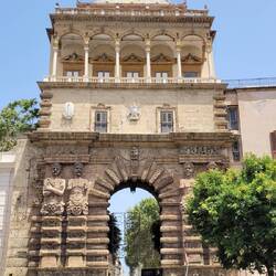 Porto Nuovo - the new gate into the city, built 1669.