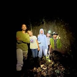 Virée nocturne dans la jungle pour voir les bébêtes