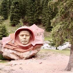 Juri Gagarin Statue.