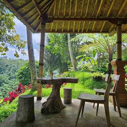 Wana Ayu Jelijih, Tangkup Waterfalls
