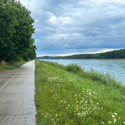 Rhein abwärts