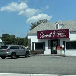 Carvel CORNER