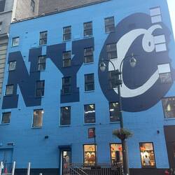 Only in NY - A NY Cookie Store