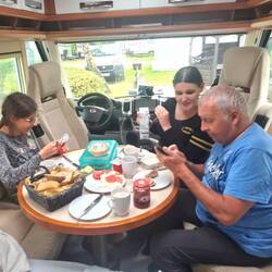 Draußen nass, drinen Spaß