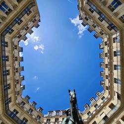 Square de l’Opéra-Louis Jouvet