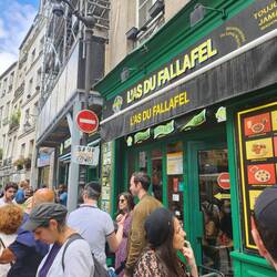 Excellent Israeli food after a 30 minute wait for a table