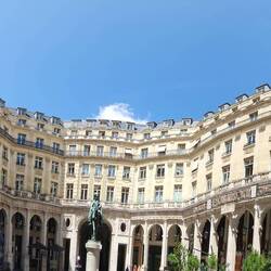 Square de l’Opéra-Louis Jouvet