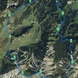 Knapp 11 km, 1000 Hm hoch, 1300 Hm runter