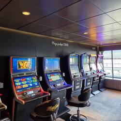 S Casino uf de Fähre