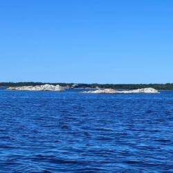 Thousands of Tiny Islands