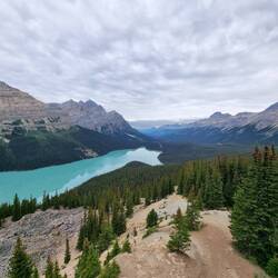 The stunning Peyton Lake