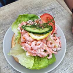 Smörgås med räkor