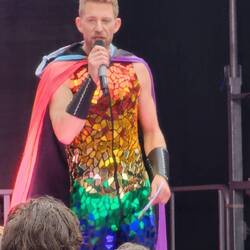 Main host's outfit was fantastic