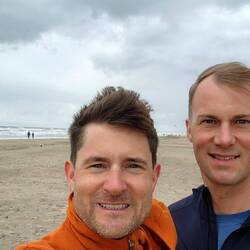 New beauty treatment: facial sandblasting a-la-beach 🏖️❤️