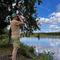 Figur auf vorgelagerter Insel - sah nach einer britischen Wache aus