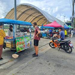 Oft gibt es Finderlohn, manchmal nur Nieten: Die Jagd nach dem besten Streetfood