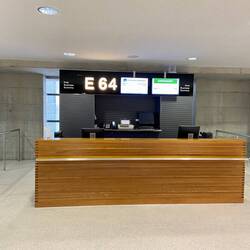 Wahrscheinlich das allerletzte Gate vom Flughafen Zürich...