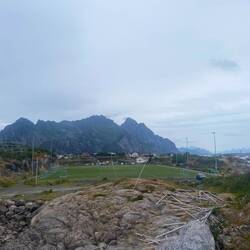 Fußballstadion auf eigener Insel