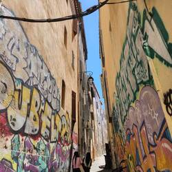 Graffiti in Le Panier district