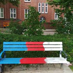 Kenner wissen: für Hedwig-Holzbein gehört das Weiss in die Mitte. Aber naja..