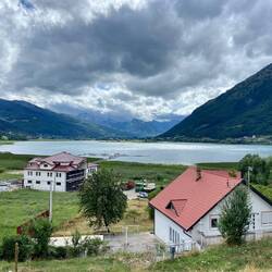 der See "Plavsko Jezero"