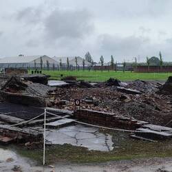 Crématorium et chambre à gaz détruit par les nazis avant la libération