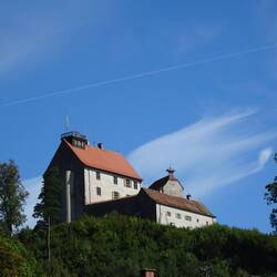 Von der Aussichtplattform hatte ich heute eine schöne Aussicht auf mein Wegziel Friedrichshafen