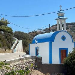 Gefühlt pro 10 Häuser eine Kirche oder Kapellle