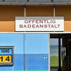 Öffentliche Badeanstalt