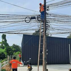 Kabelsalat? Auch hier sind Kletterfähigkeiten gefragt