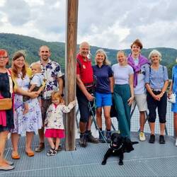 Regina wird 60 und feiert mit Familie am Edersee