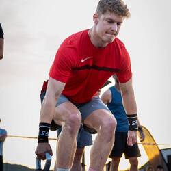 Alles höchst professionell mit Handbandagen im Partnerlook