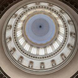 und von innen (83m hoch)