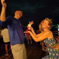 Unser derzeitiges Lieblingsgetränk von Ryan empfohlen: Rum & Ananassaft 🏝️