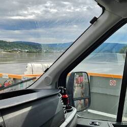 Mit der Fähre über den Yukon nach Dawson City