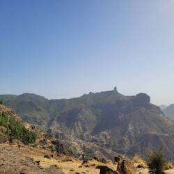 Roque Nublo von weitem
