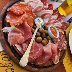 We love this type of eating.