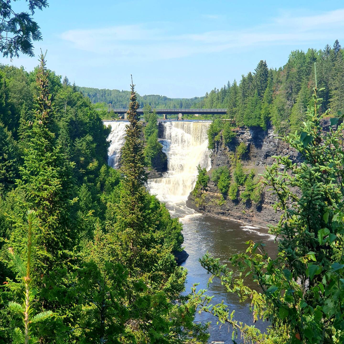 Die Kakabeka Falls.