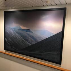 Überall auf dem Schiff: Kunst zum Thema Nordlicht, dem Namen des Schiffes (Nordlys)