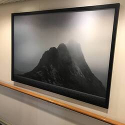 Überall auf dem Schiff: Kunst zum Thema Nordlicht, dem Namen des Schiffes (Nordlys)