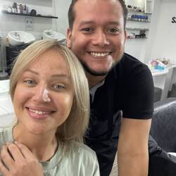 Mein süßer Frisör Alejandro und ich 😃