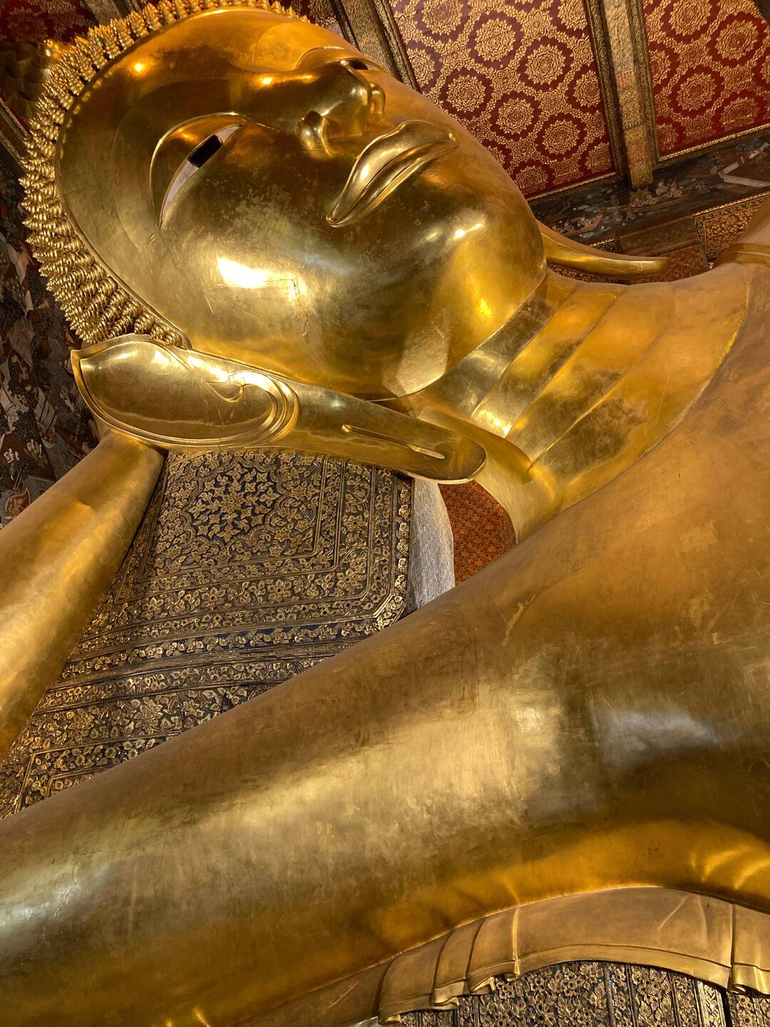 Liegender Buddha